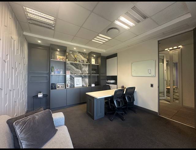 412M² OFFICE TO LET IN SANDTON CENTRAL